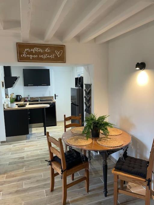 La Maison De L'olivier Ferienhaus Poses